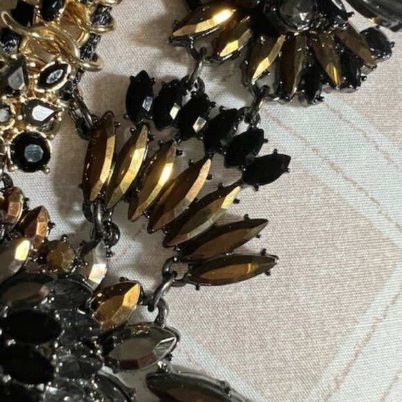 Chico's Statement Necklace - Picture 3 of 11